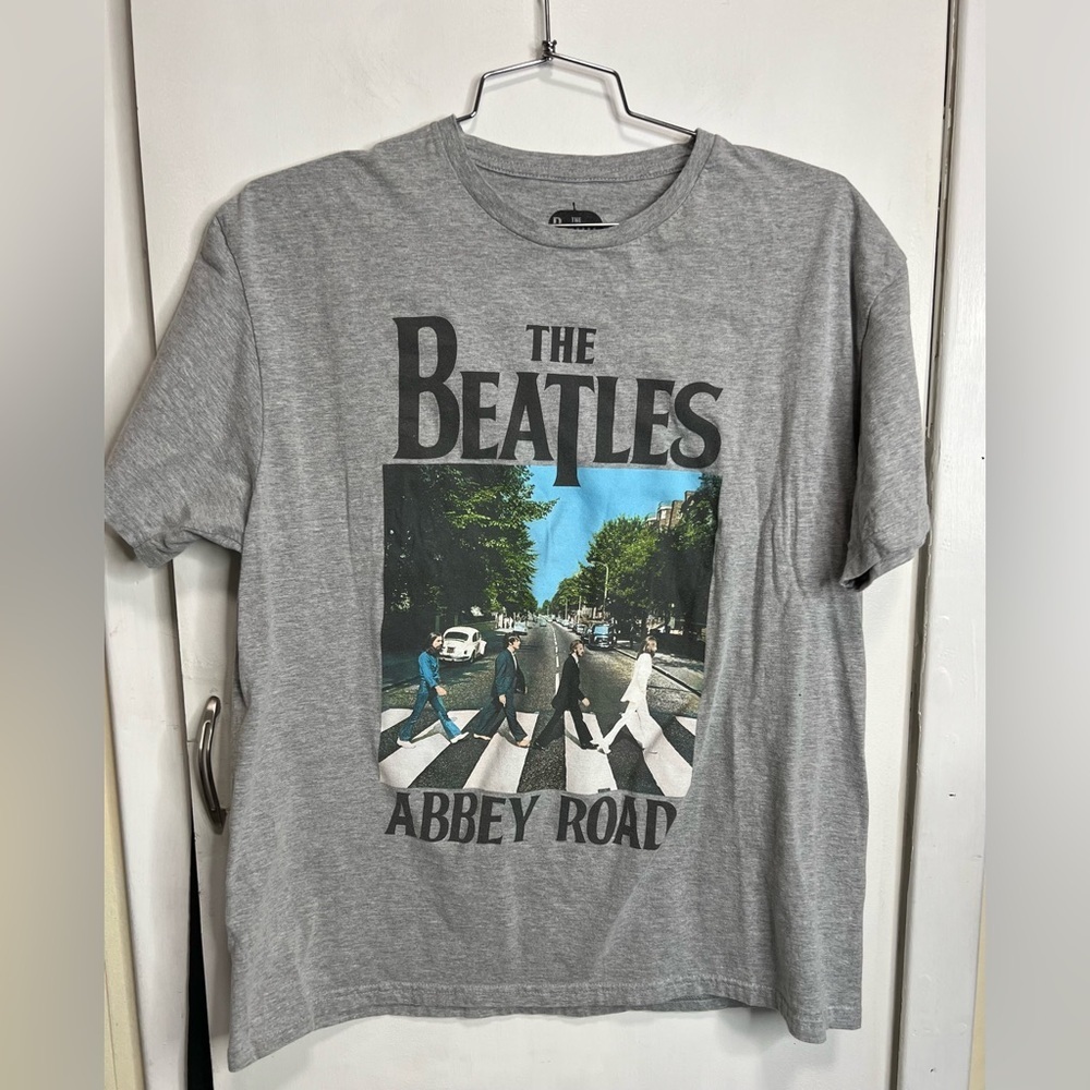 The Beatles Abbey Road Gray Graphic Tee Size XL
